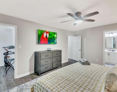 826 Moonlit Lane Nw - Photo Thumbnail 14