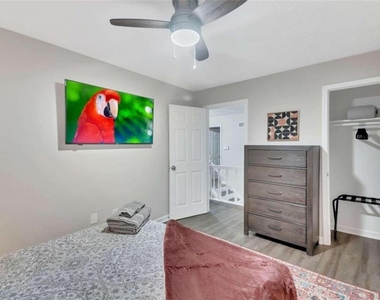 826 Moonlit Lane Nw - Photo Thumbnail 21