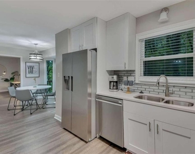 826 Moonlit Lane Nw - Photo Thumbnail 6