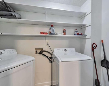 4145 Dustin Drive - Photo Thumbnail 8