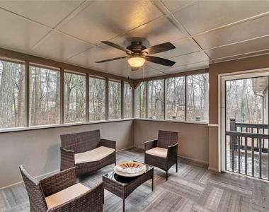 4145 Dustin Drive - Photo Thumbnail 10