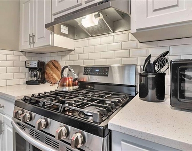 4145 Dustin Drive - Photo Thumbnail 6