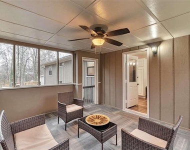 4145 Dustin Drive - Photo Thumbnail 11