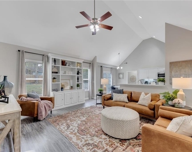 4669 Emerald Willow Drive - Photo Thumbnail 20