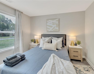 4669 Emerald Willow Drive - Photo Thumbnail 23