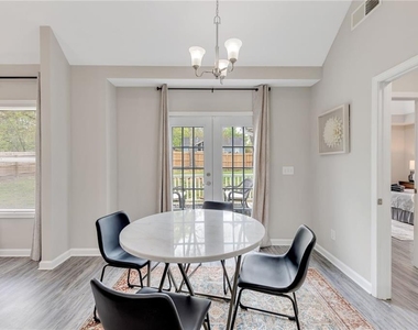 4669 Emerald Willow Drive - Photo Thumbnail 9