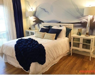 1500 Harbor Landing - Photo Thumbnail 3