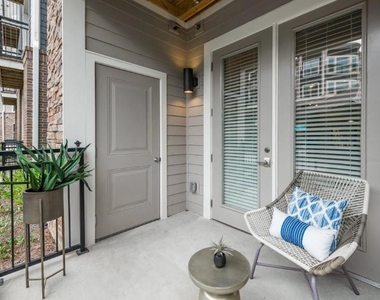 1455 Spring Road Se - Photo Thumbnail 12