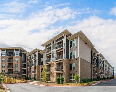 1455 Spring Road Se - Photo Thumbnail 14