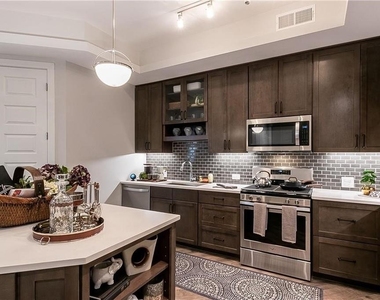6500 Aria Boulevard - Photo Thumbnail 16