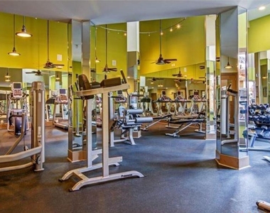 880 Glenwood Avenue - Photo Thumbnail 21