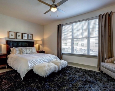 1213 Avalon Boulevard - Photo Thumbnail 16