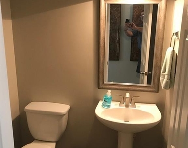 322 Hidden Creek Lane - Photo Thumbnail 35