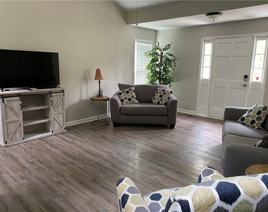 1608 Willie Drive - Photo Thumbnail 33