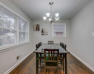 3041 Pasadena Drive - Photo Thumbnail 3