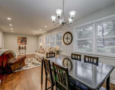 3041 Pasadena Drive - Photo Thumbnail 4