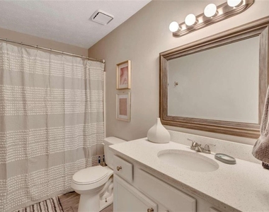 4543 Coopers Creek Place Se - Photo Thumbnail 18