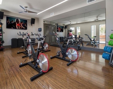 2144 Peachtree Road - Photo Thumbnail 33