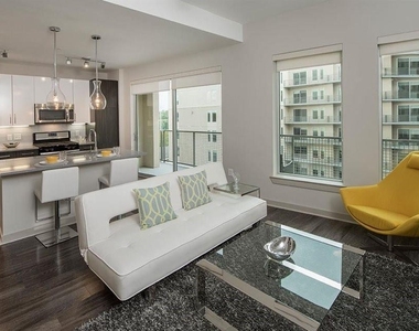 2144 Peachtree Road - Photo Thumbnail 10