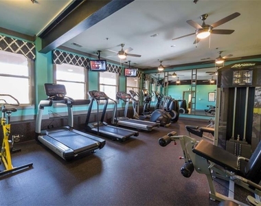 3645 Habersham Road Ne - Photo Thumbnail 13