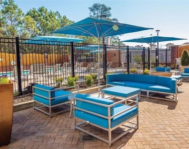3645 Habersham Road Ne - Photo Thumbnail 10