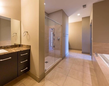 2171 Peachtree Road - Photo Thumbnail 8