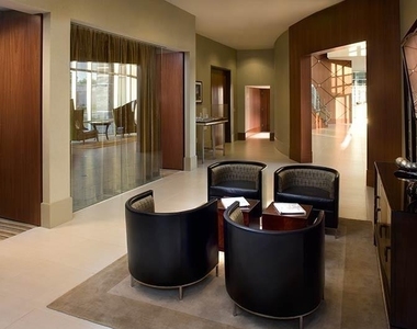 3242 Peachtree Road Ne - Photo Thumbnail 13