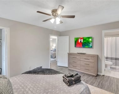 209 Caboose Lane - Photo Thumbnail 10