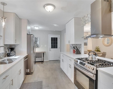 577 Kurtz Road - Photo Thumbnail 5