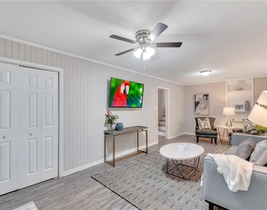 577 Kurtz Road - Photo Thumbnail 16