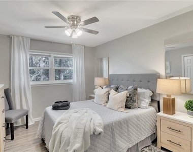577 Kurtz Road - Photo Thumbnail 11