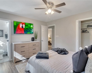 577 Kurtz Road - Photo Thumbnail 9