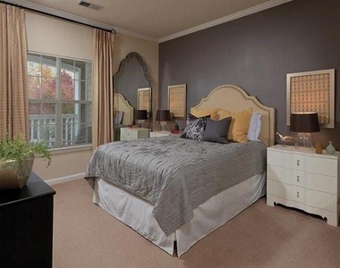 6210 Peachtree Dunwoody Road - Photo Thumbnail 8