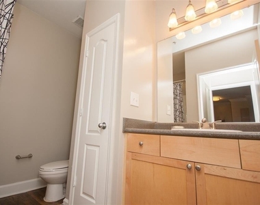 2676 Milscott Drive - Photo Thumbnail 10