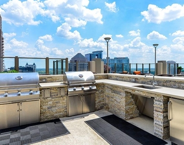 1163 W Peachtree Street Ne - Photo Thumbnail 5