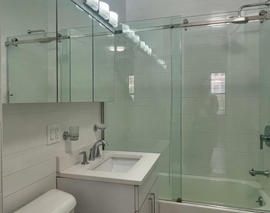 166 West 72nd Street, 3B - Photo Thumbnail 7