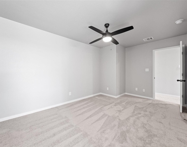 746 Meiomi Dr - Photo Thumbnail 13