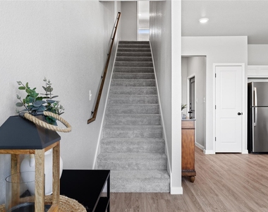 746 Meiomi Dr - Photo Thumbnail 27