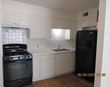 4810 West Wind Trl - Photo Thumbnail 3