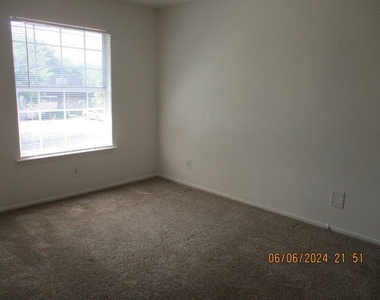 4810 West Wind Trl - Photo Thumbnail 10