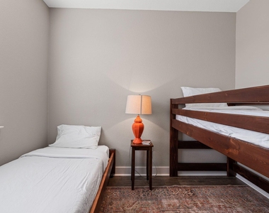 2215 Katy Lane - Photo Thumbnail 21