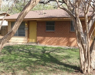 1705 Walnut St - Photo Thumbnail 1