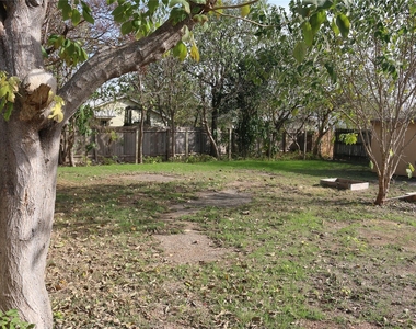 1705 Walnut St - Photo Thumbnail 18