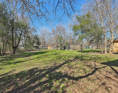304 Harris St - Photo Thumbnail 22