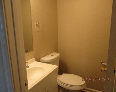 4904 West Wind Trl - Photo Thumbnail 5
