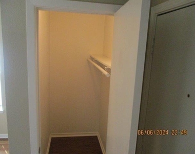 4904 West Wind Trl - Photo Thumbnail 4