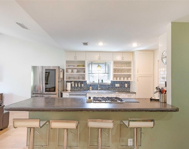 3307 Greenlawn Pkwy - Photo Thumbnail 5