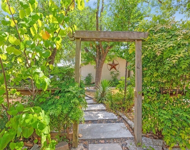 3307 Greenlawn Pkwy - Photo Thumbnail 10