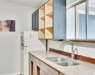 2103 Chaparral Park Rd - Photo Thumbnail 8