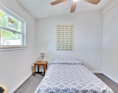 2103 Chaparral Park Rd - Photo Thumbnail 21